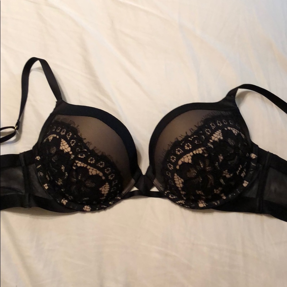 Victoria’s Secret bra